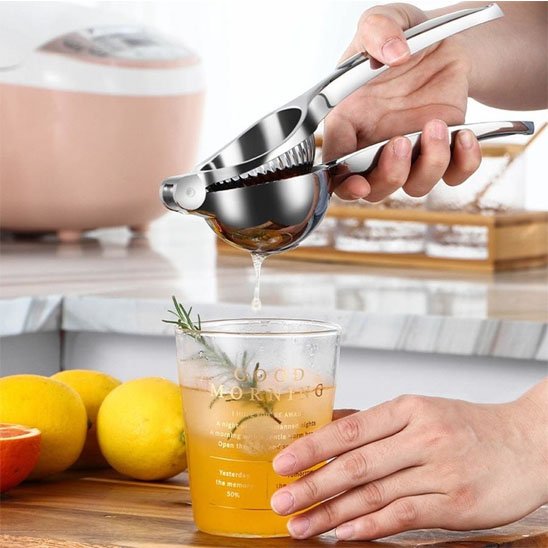 presse agrume systeme anti-glissement stabilité parfaite