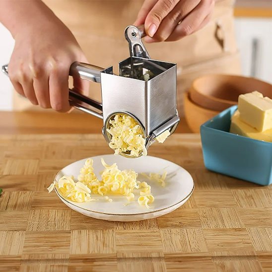 râpe à fromage poignée ergonomique