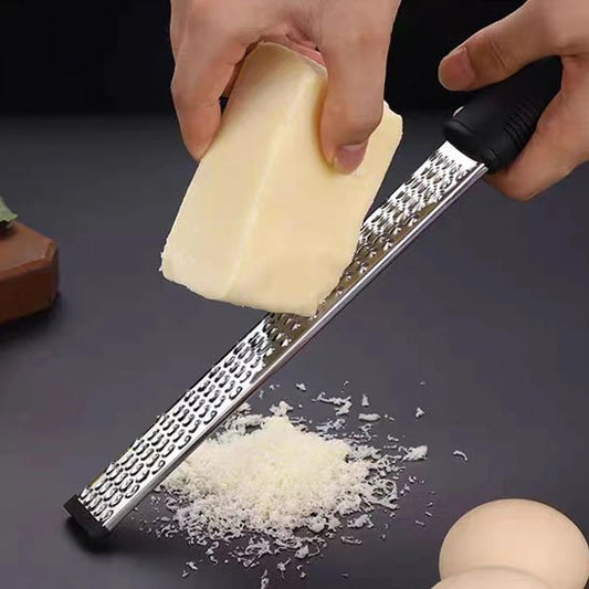 Râpe à fromage pratique efficace