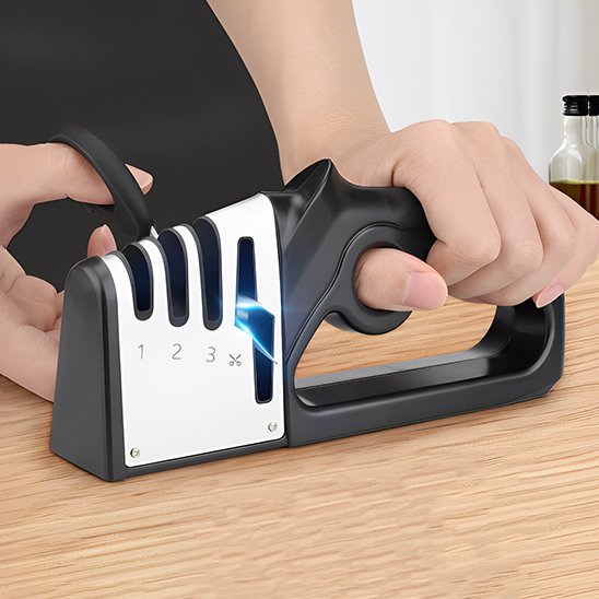 Aiguiseur couteau compact